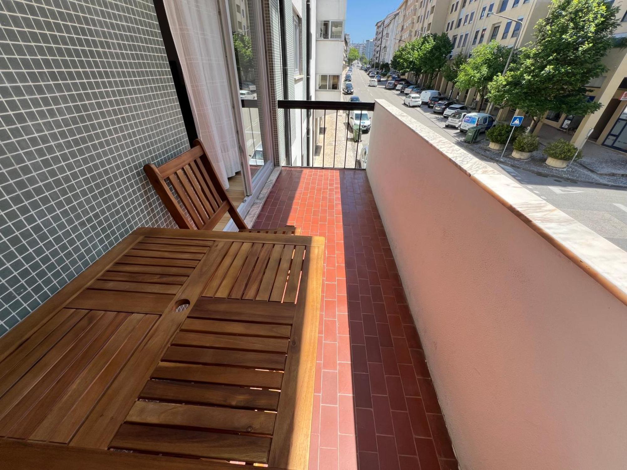 Appartement Ambiente Moderno Com Bom Gosto à Coïmbre Extérieur photo